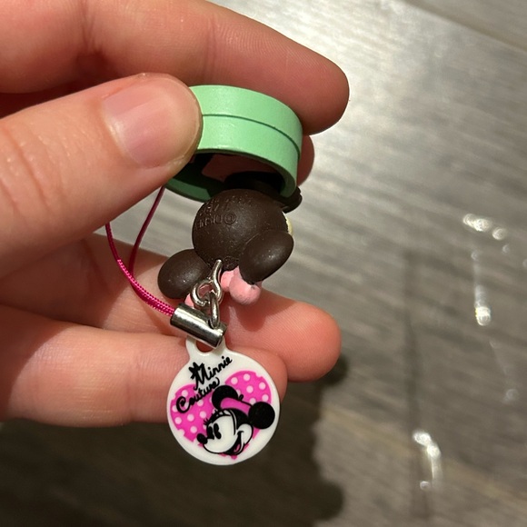 Dim sum minnie mouse phone charm - Picture 5 of 6